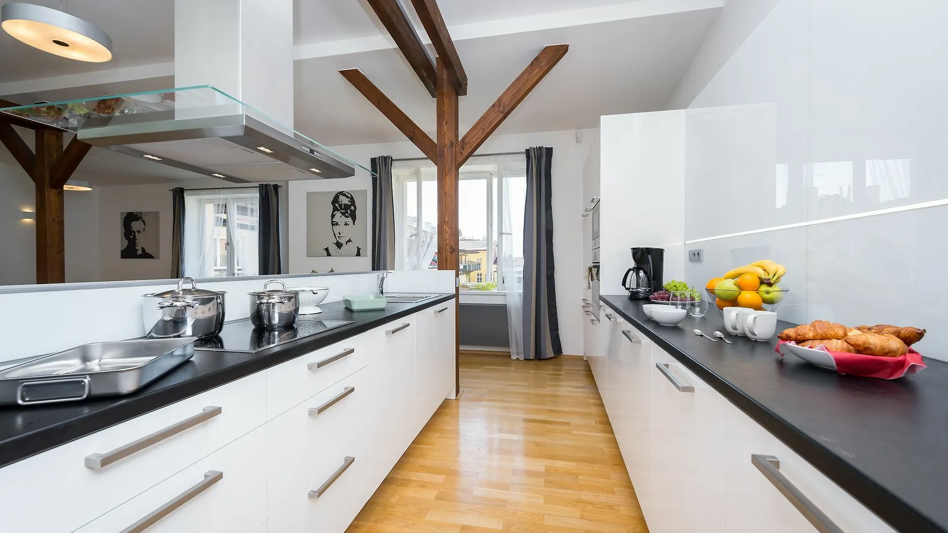 Empirent Park Apartments Prag 0*,